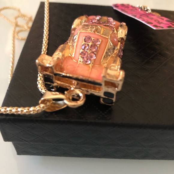 Race Car Pink Gold Necklace Betsey Johnson new - Picture 6 of 8